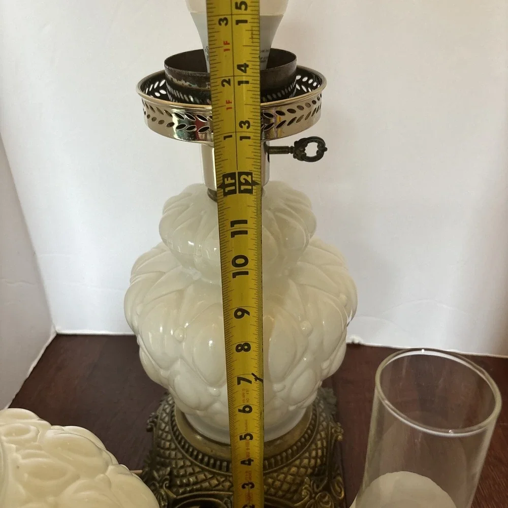 VTG MCM Gone With The Wind Milk Glass Diamond Quilt Pattern 3 Way Lamp Complete